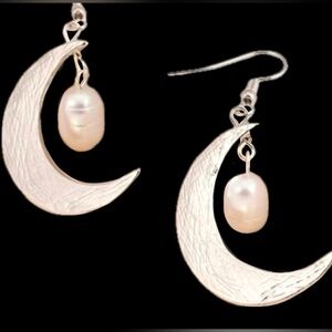 “Pearl in Sliver Moon” Baroque Freshwater Textured Crescent Celestial Earrings